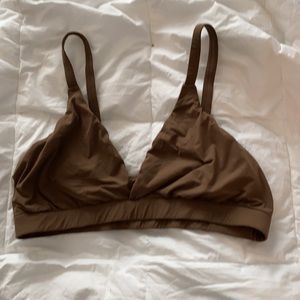 Skims Bra - Fits Everybody